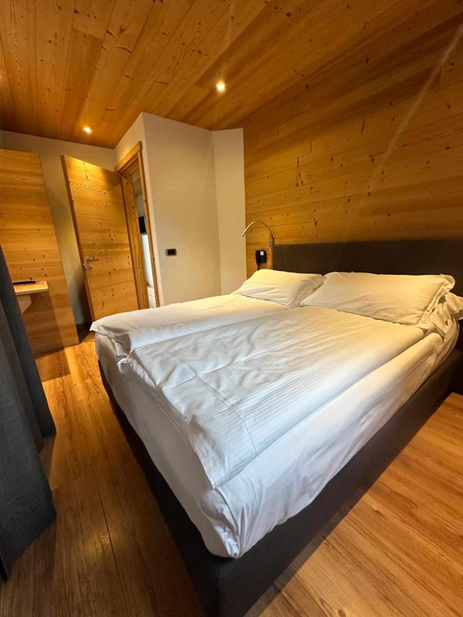 Alpen Hotel Chalet Pradelle Exterior photo