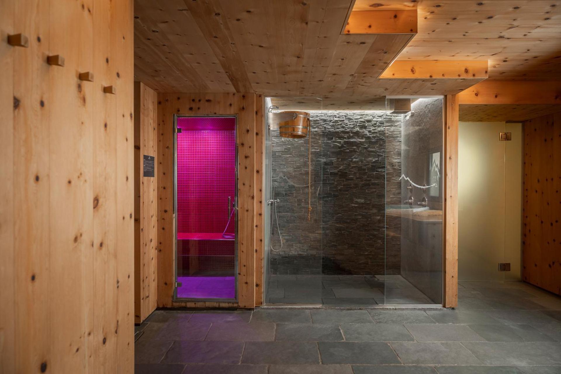 Alpen Hotel Chalet Pradelle Exterior photo