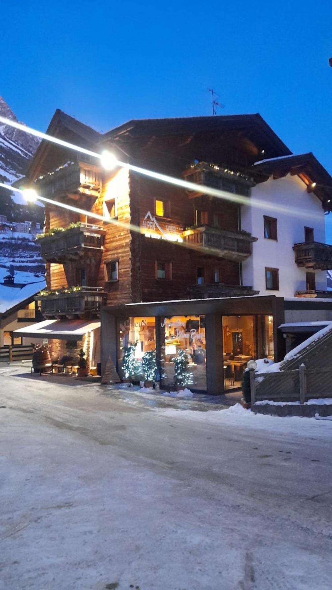 Alpen Hotel Chalet Pradelle Exterior photo